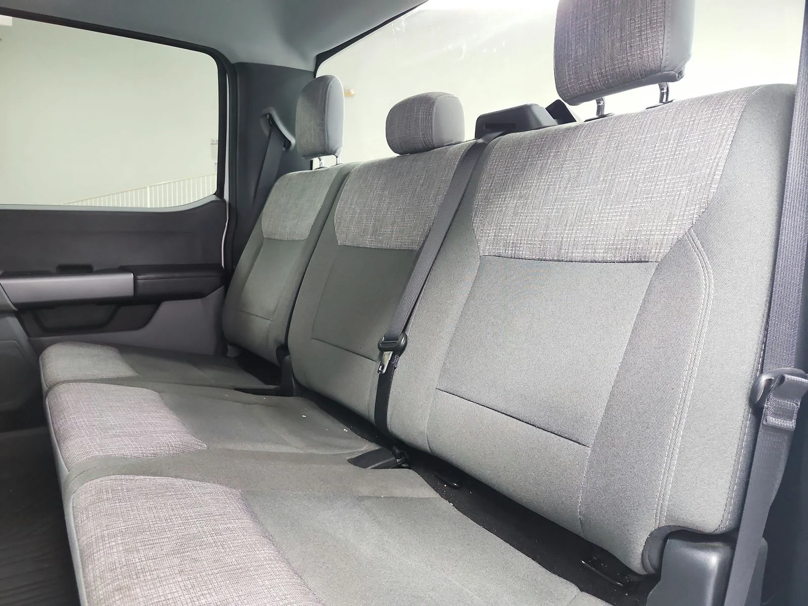 Used 2025 Oxford White Ford XLT image 11