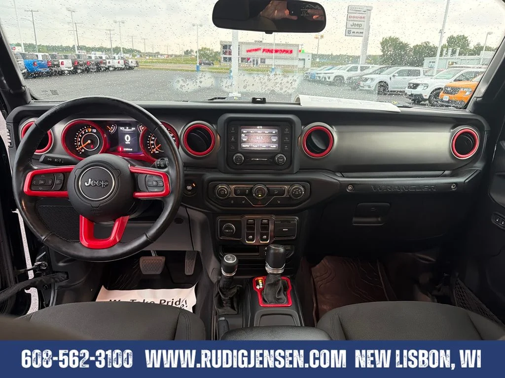Used 2019 Black Jeep Sport S image 12