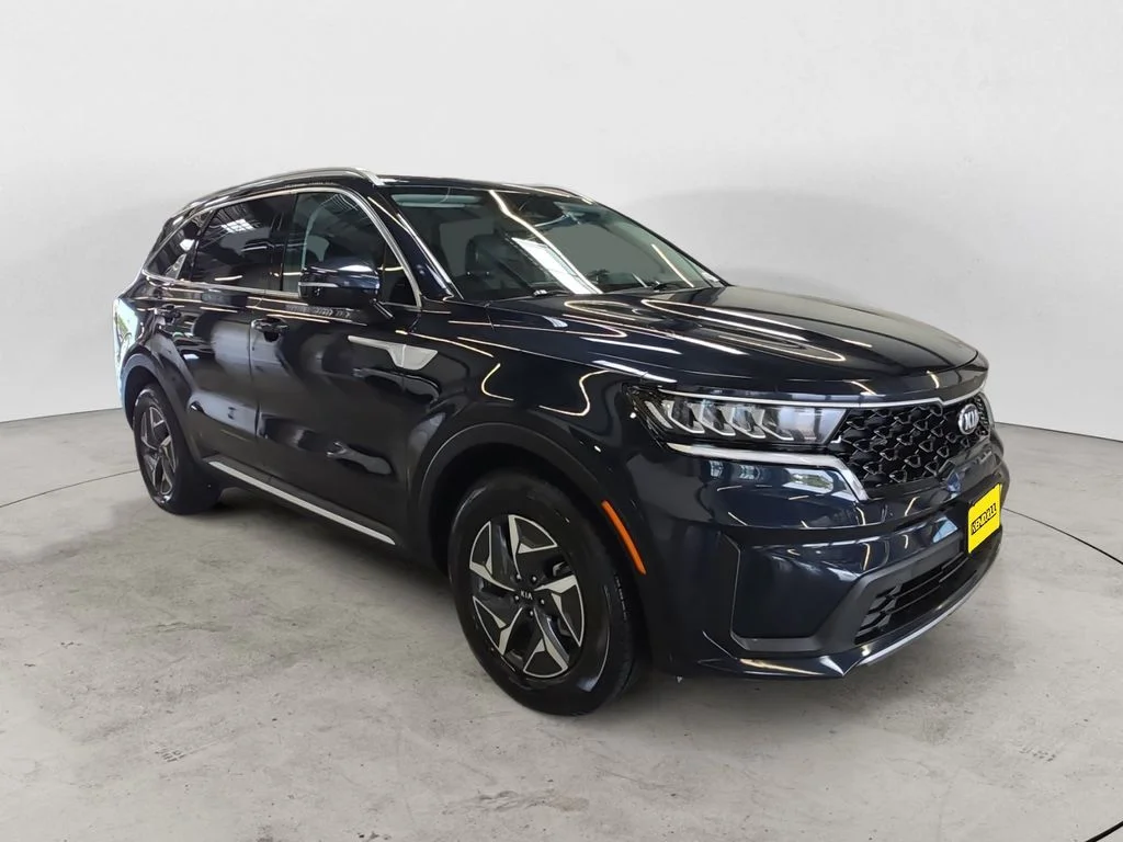 Used 2021 Blue Kia S image 3
