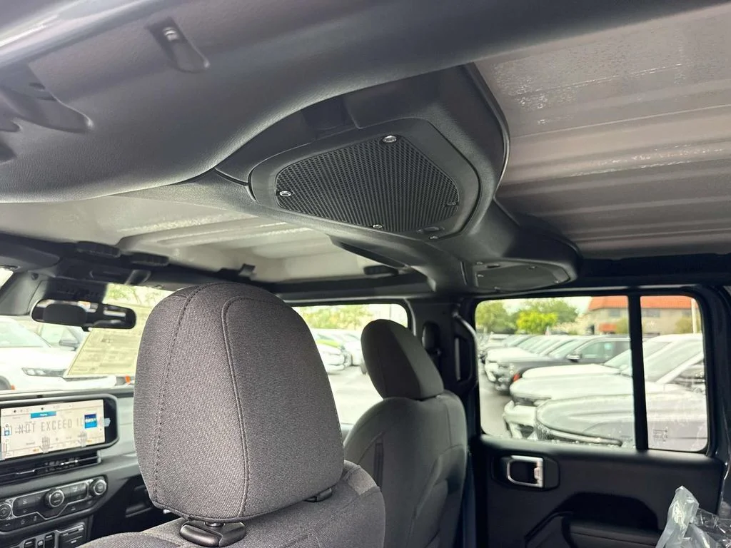 New 2026 Anvil Clearcoat Jeep Sport S image 10