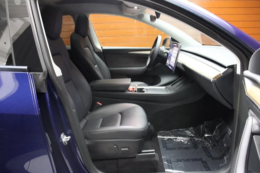 Used 2023 Deep Blue Metallic Tesla Long Range image 8