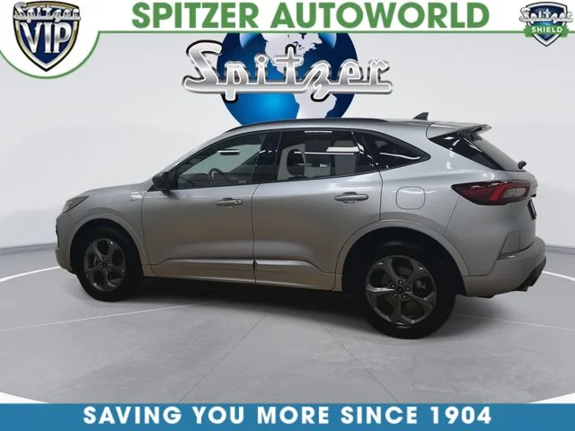 Used 2023 Silver Ford ST-Line image 8