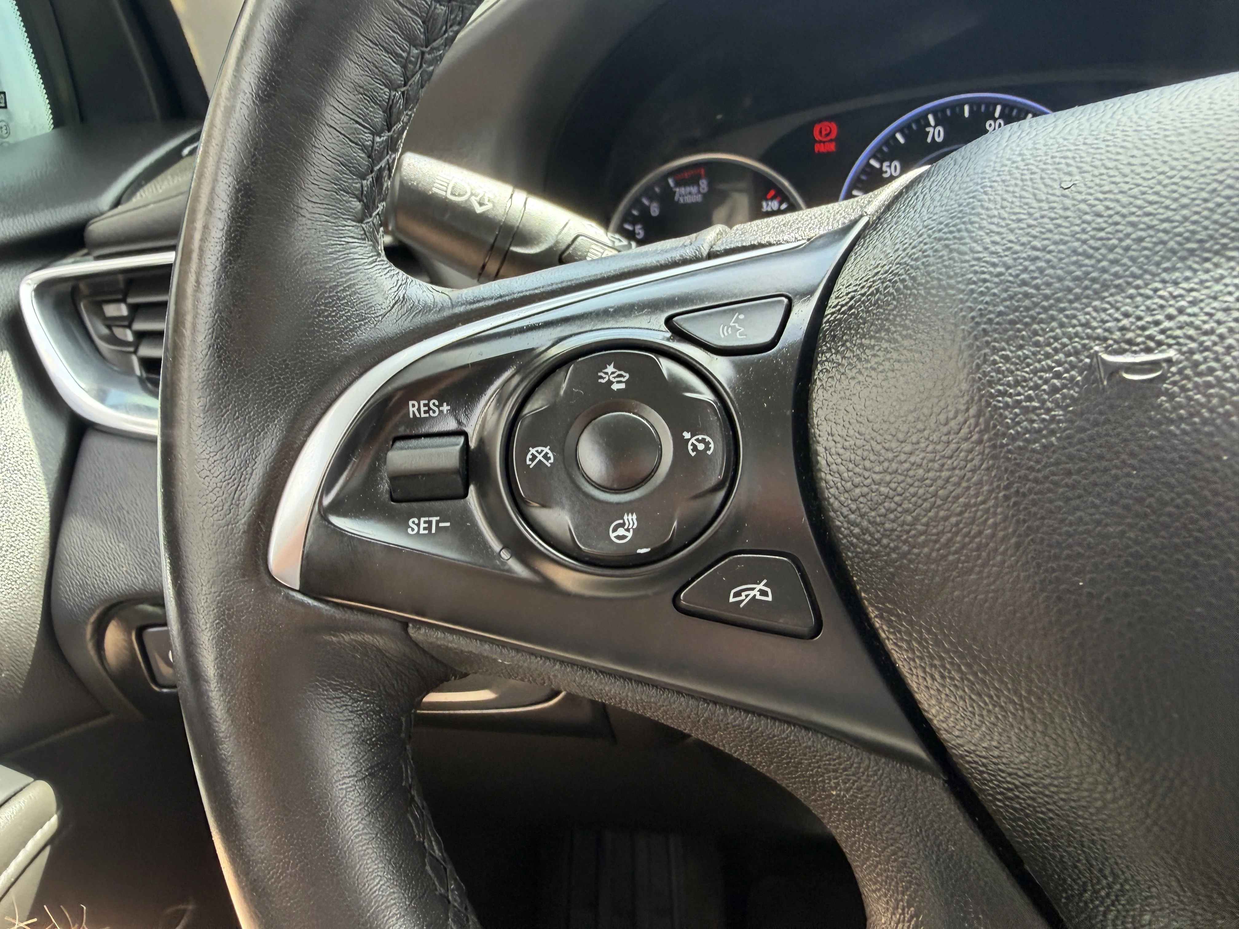 Used 2021 Ebony Twilight Metallic Buick Avenir image 42
