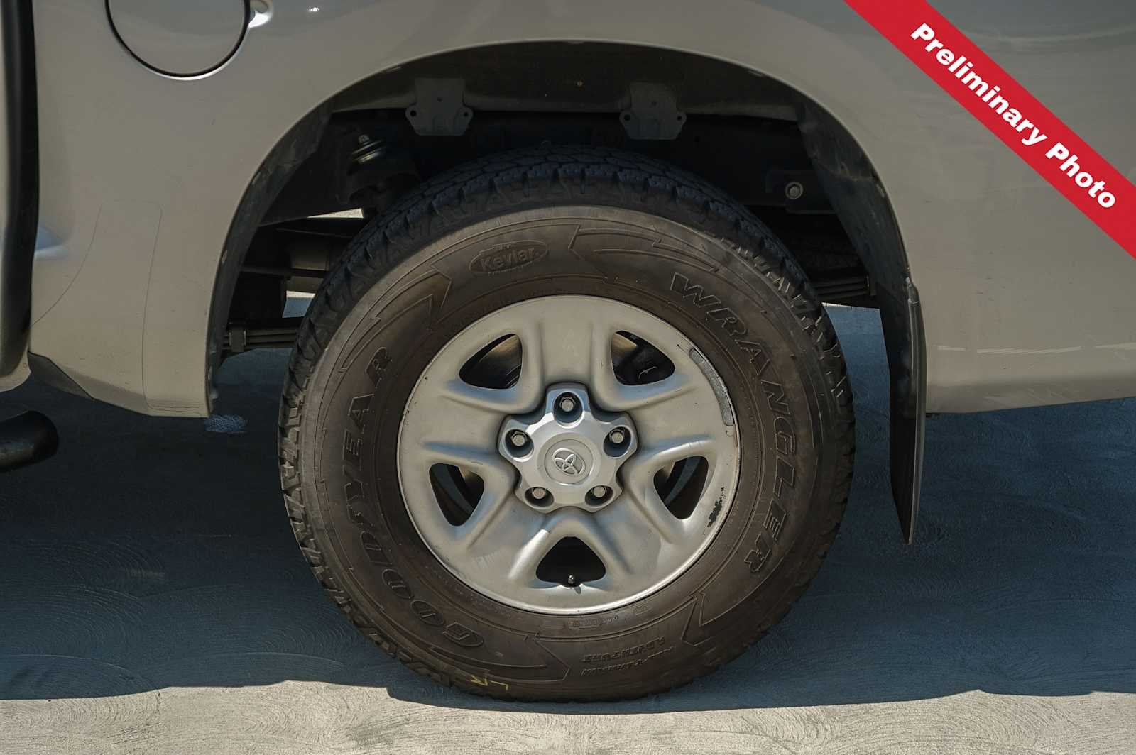 Used 2012 Silver Sky Metallic Toyota  image 11