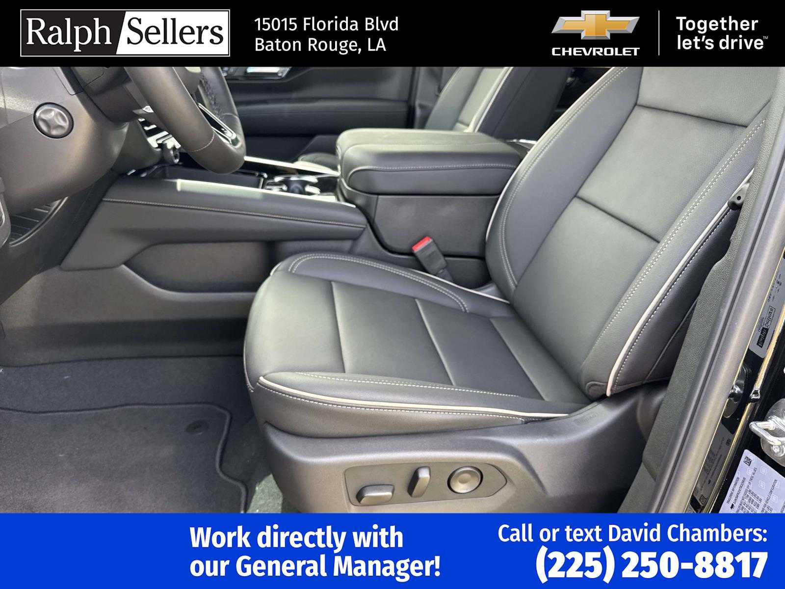 2026 Chevrolet Suburban Premier - Photo 12