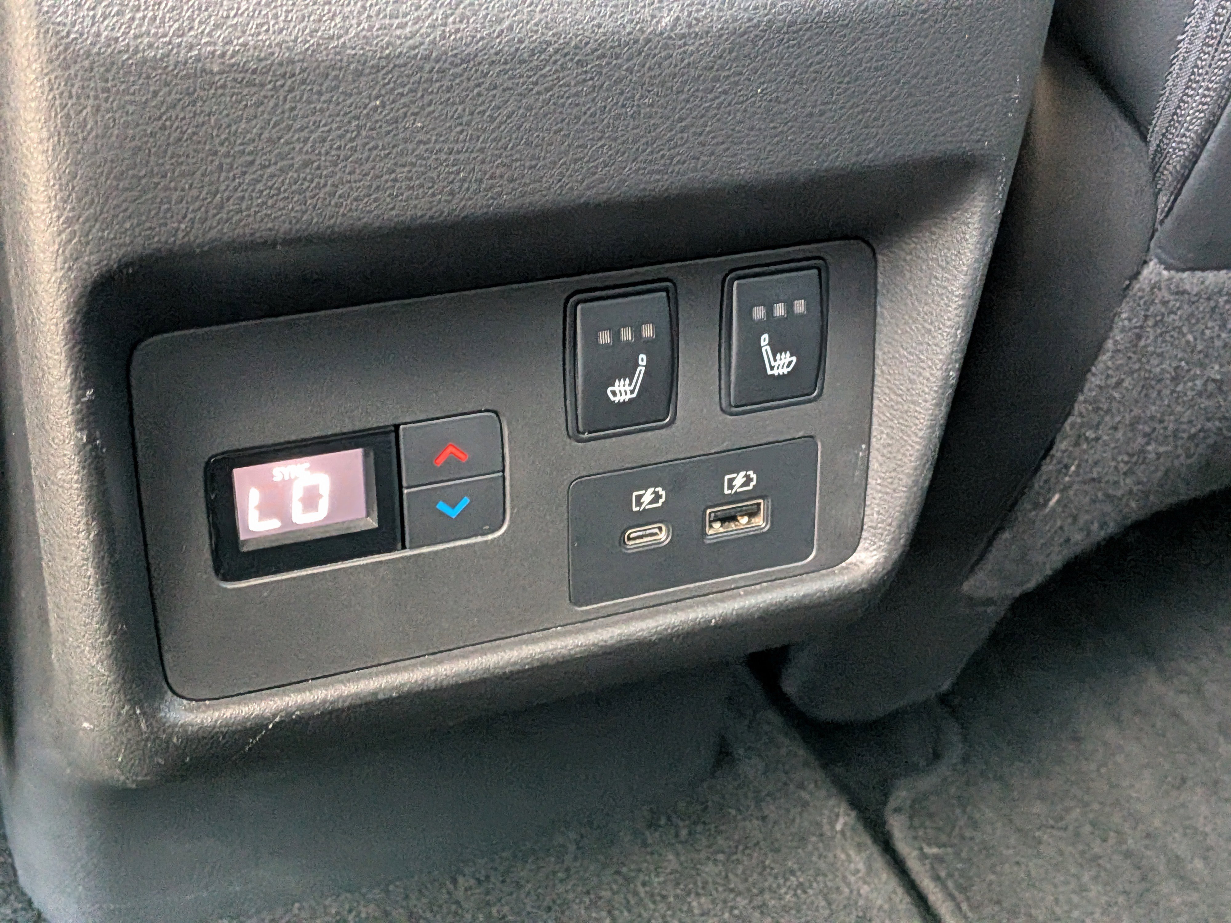 2021 Nissan Rogue Platinum - Photo 16