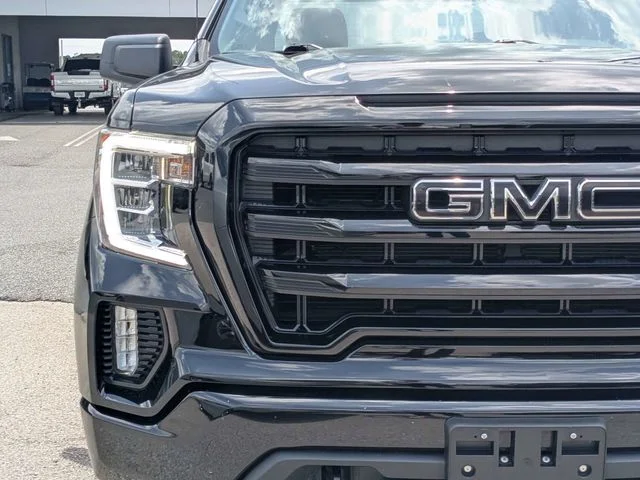 Used 2021 Black GMC Elevation image 9