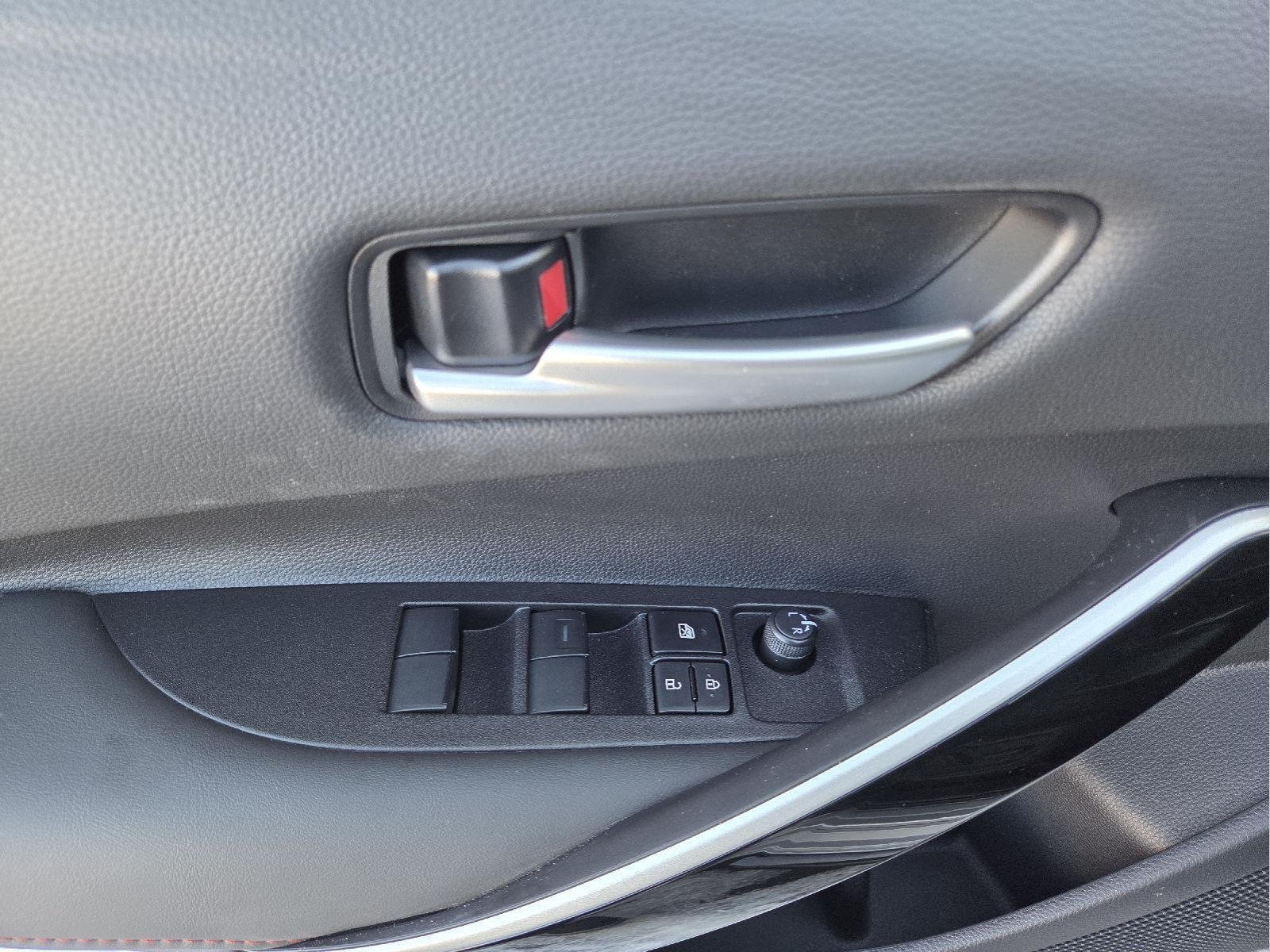 2026 Toyota Corolla XSE - Photo 45