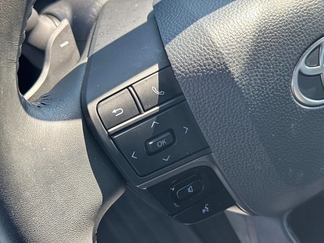 Used 2026  Toyota SE image 31