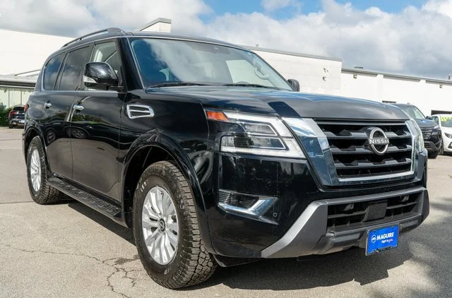Used 2023 Black Nissan SV image 4
