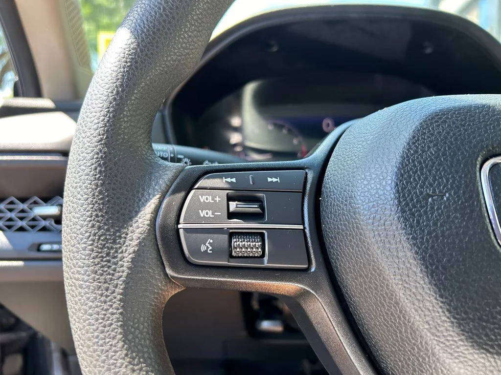 Used 2024 Gray Honda EX image 13