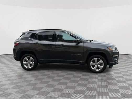 Used 2020 Gray Jeep Latitude image 2