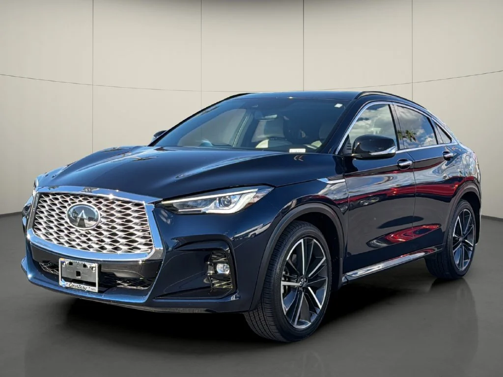 Used 2023 Blue INFINITI LUXE image 3