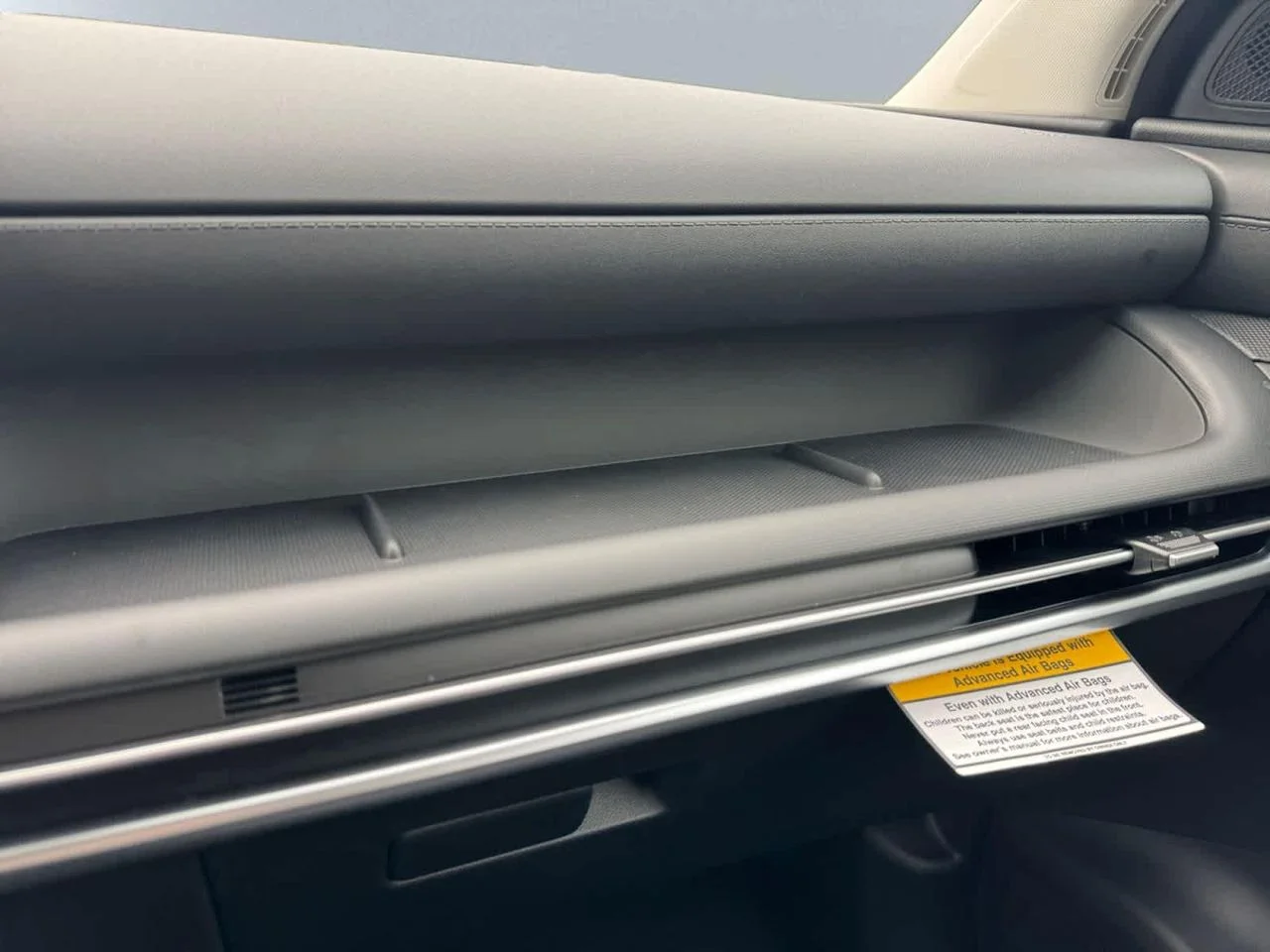 New 2026 White Hyundai SE AWD image 16