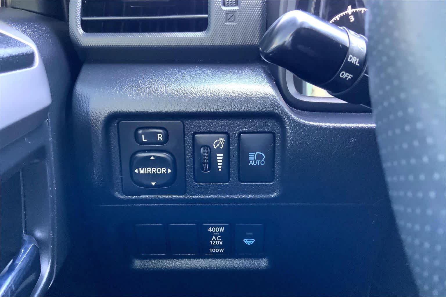 Used 2022 Magnetic Gray Metallic Toyota SR5 image 33