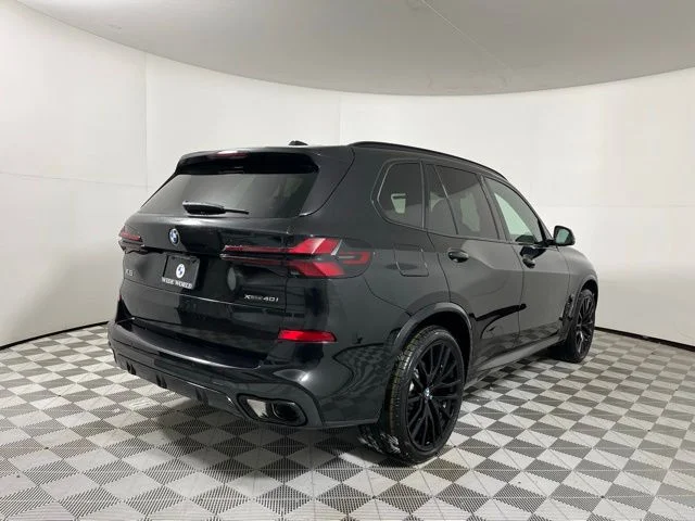 Used 2026 Black Sapphire Metallic BMW xDrive40i image 7