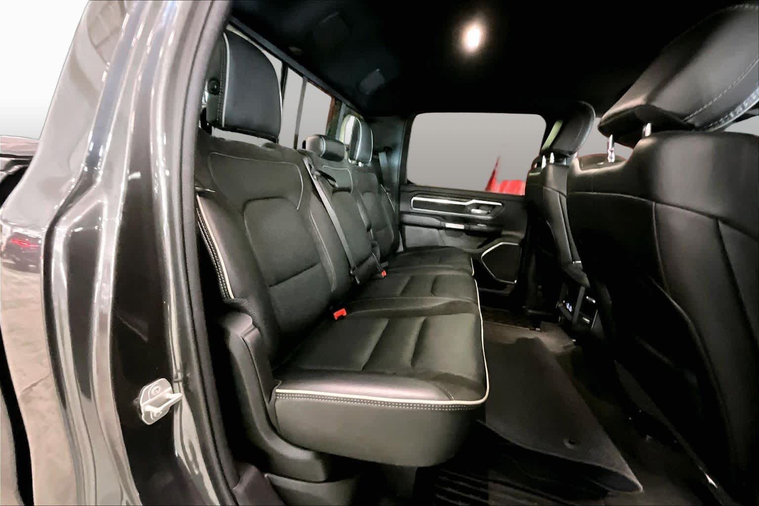 Used 2024 Granite Crystal Metallic Clearcoat Ram Laramie image 19