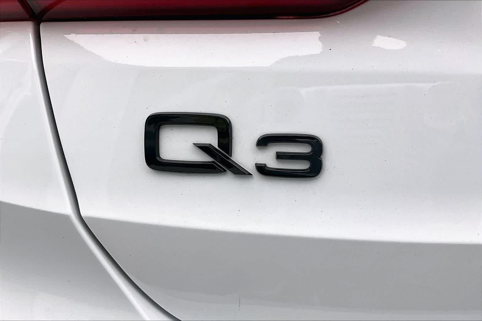 Used 2024 Glacier White Metallic Audi S line Premium Plus image 33