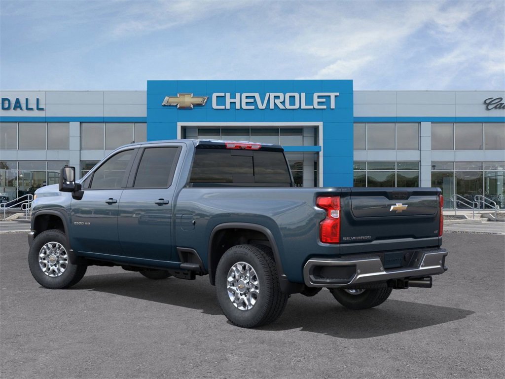 2026 Chevrolet Silverado 2500HD LT photo 3