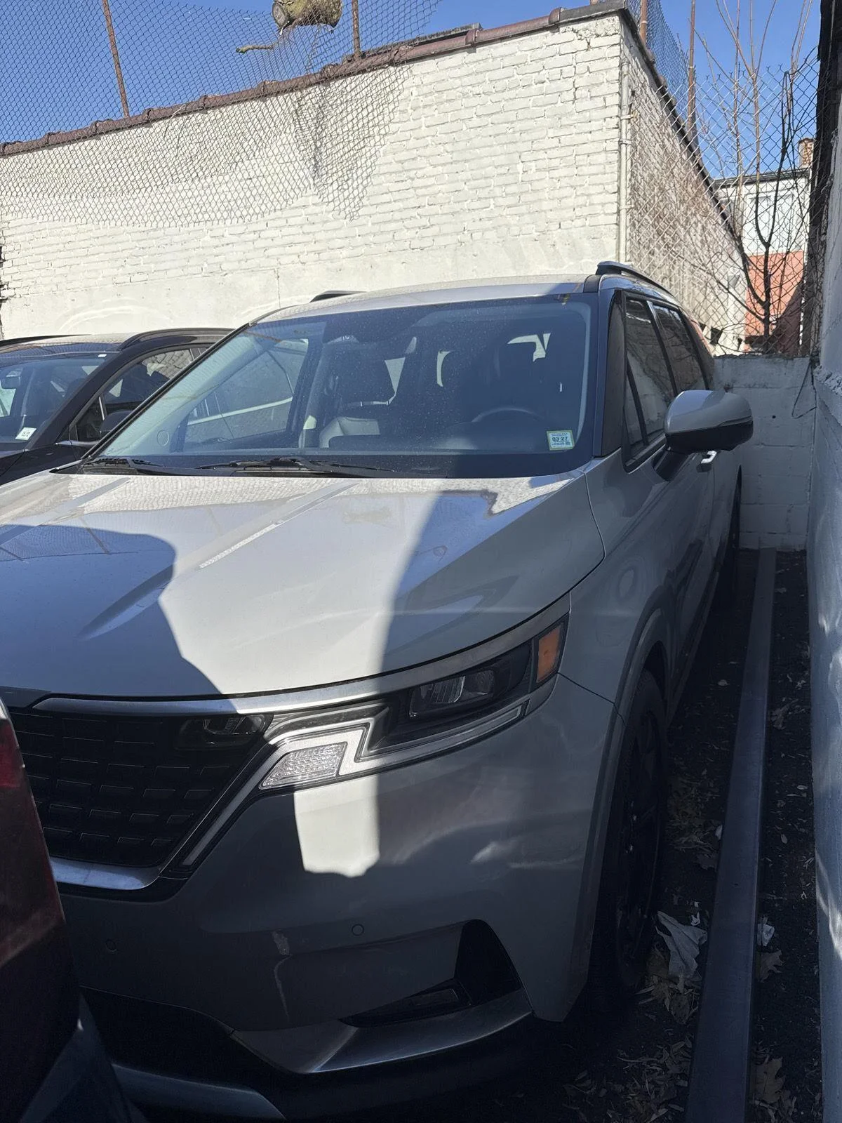 2023 Kia Sedona SX's photo