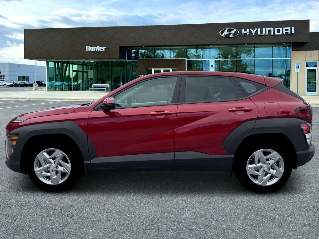 New 2026 Ultimate Red Metallic Hyundai SE image 3