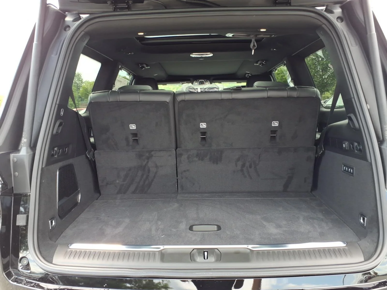 New 2026 High Gloss Black Jeep Summit Obsidian image 33