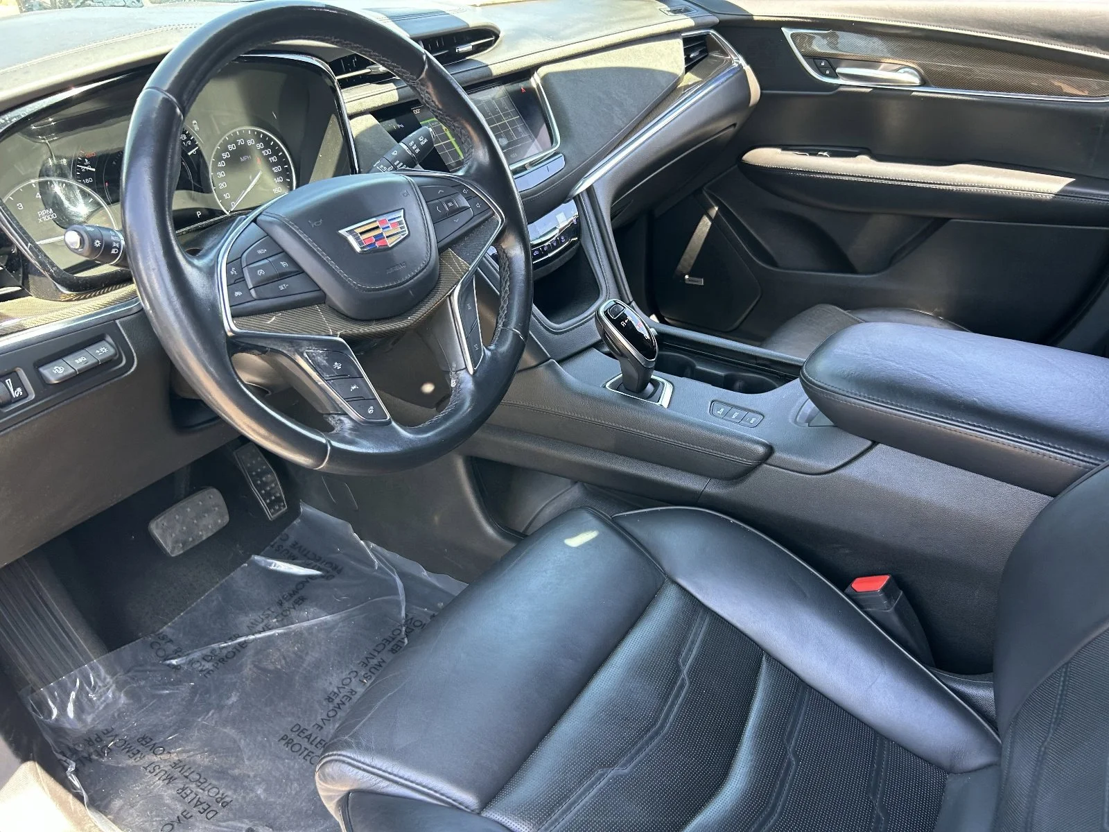 Used 2018 Dark Granite Metallic Cadillac Platinum AWD image 24
