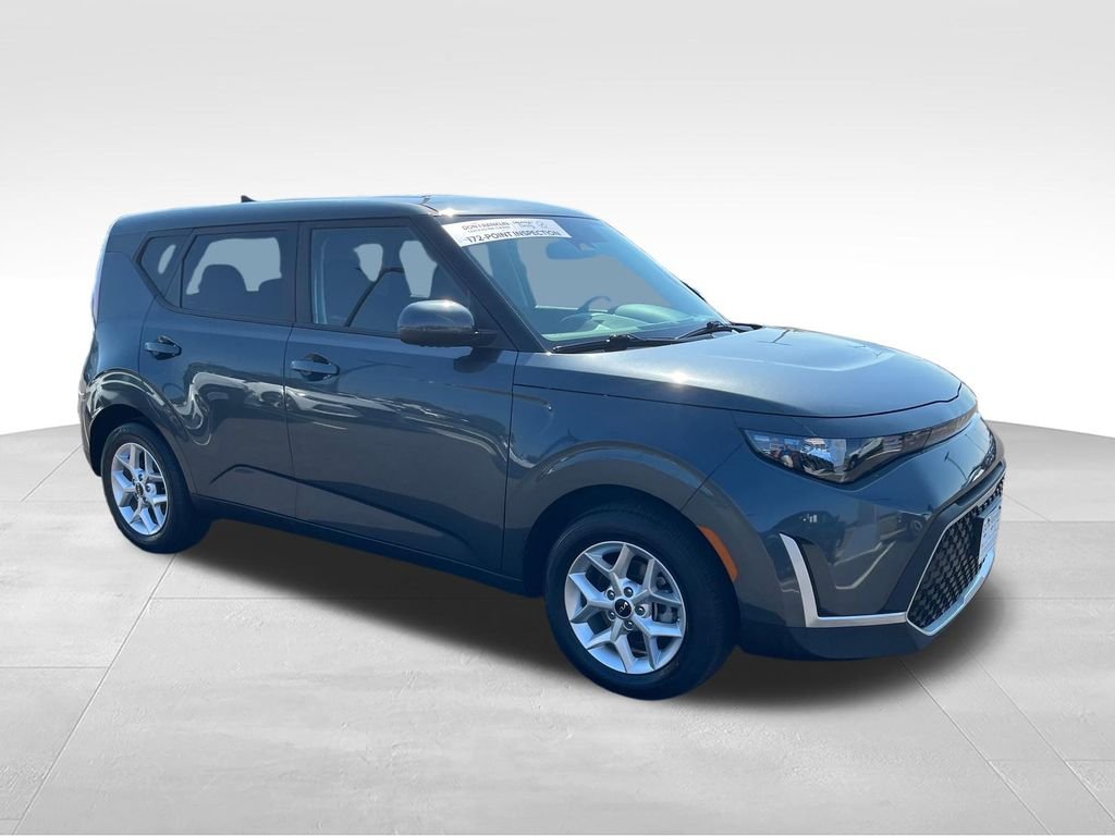Used 2025 Gray Kia LX image 7