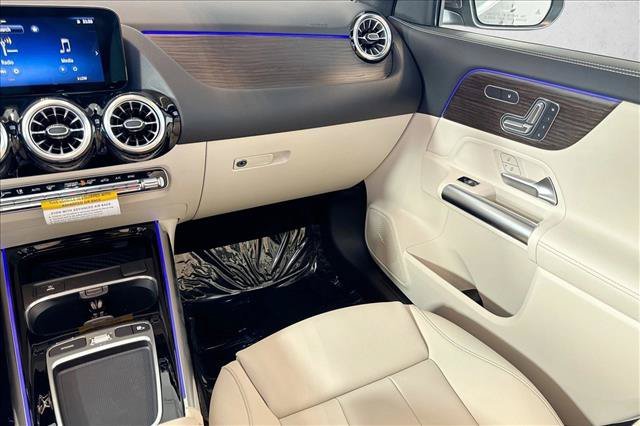 New 2026 Mountain Grey Metallic Mercedes-Benz GLA 250 image 51