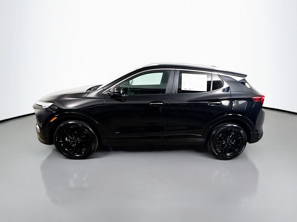 Used 2025 Ebony Twilight Metallic Buick Sport Touring image 4