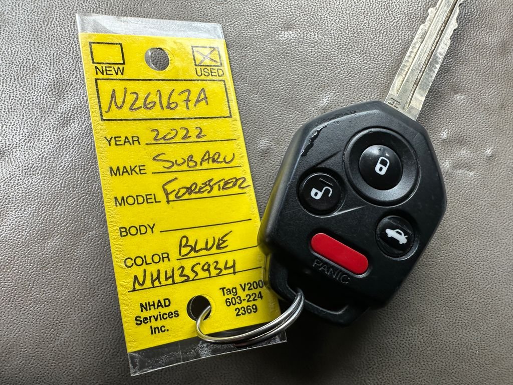 Used 2022 Blue Subaru Base image 15