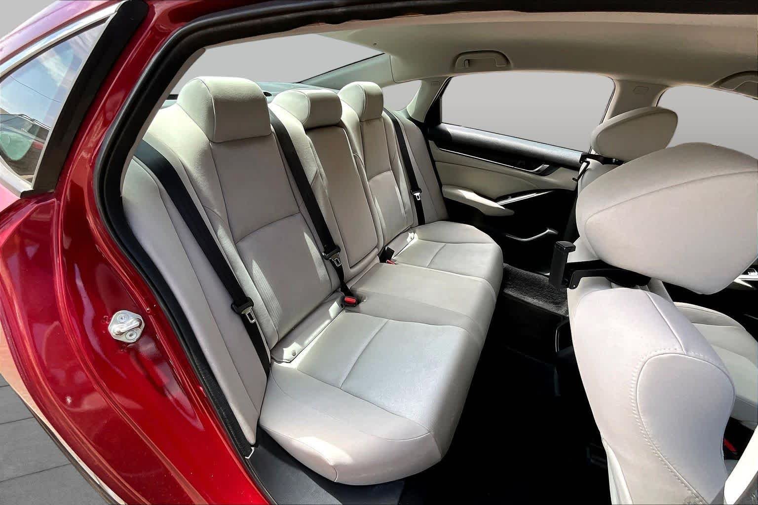 Used 2018 Radiant Red Metallic Honda LX 1.5T image 20