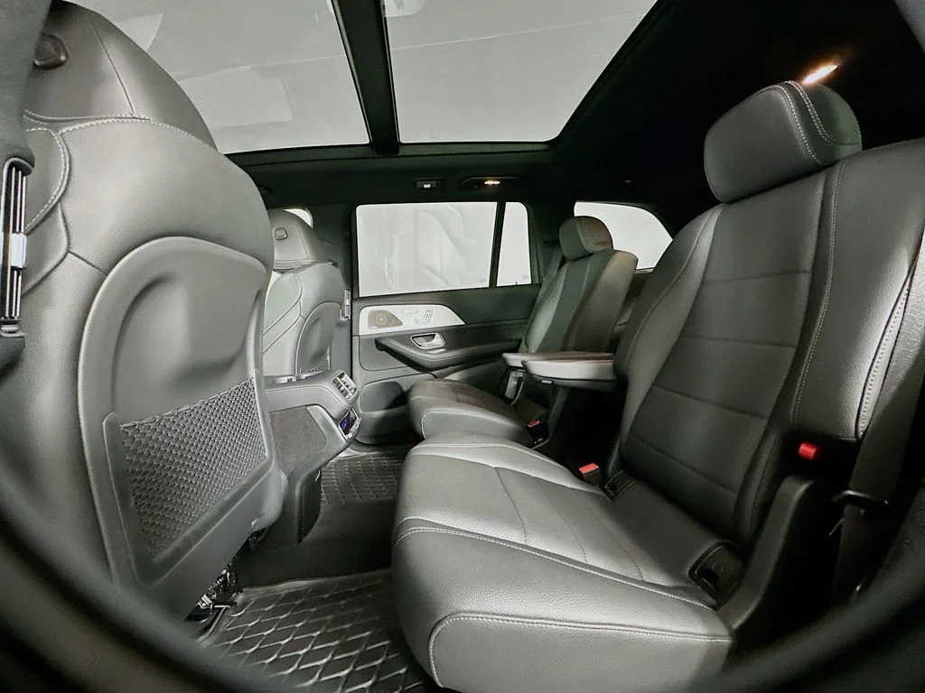 Used 2025  Mercedes-Benz GLS 450 image 26