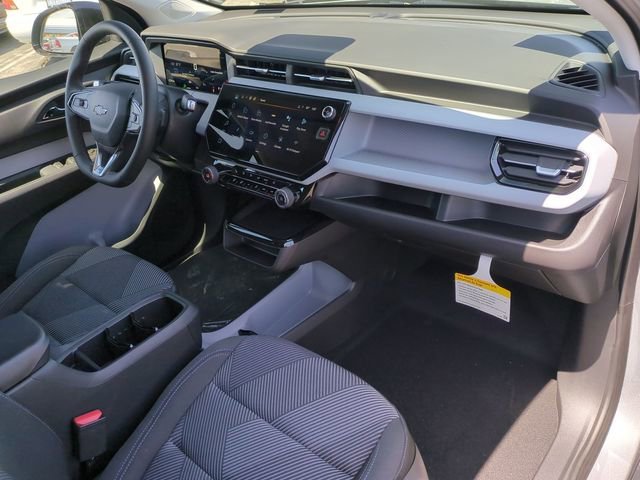2027 Chevrolet Bolt LT - Photo 30