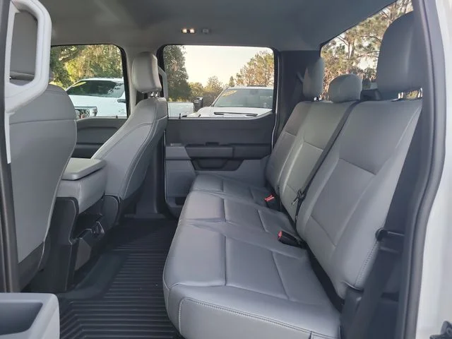 Used 2025 White Ford XL image 14