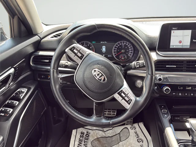 Used 2021 Gray Kia SX image 38