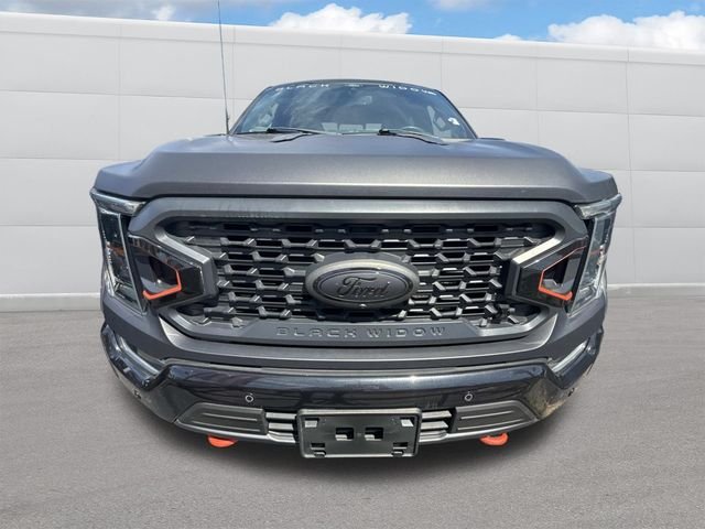 Used 2022 Agate Black Metallic Ford Lariat image 8