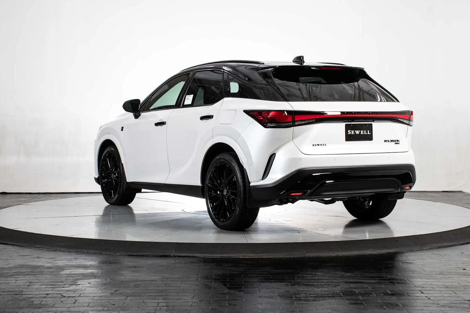 New 2026 Eminent White Pearl Lexus LUXURY image 3