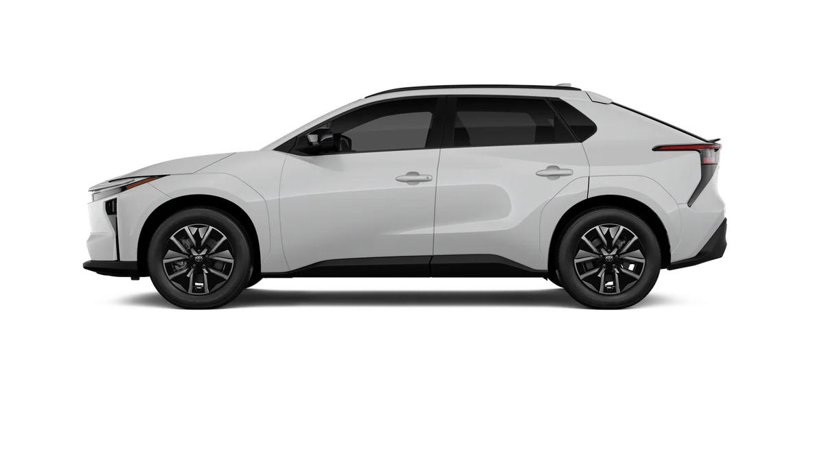 New 2026 Wind Chill Pearl Toyota XLE image 34