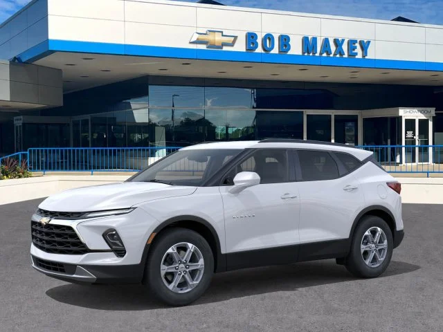 New 2026 Summit White Chevrolet 2LT image 2