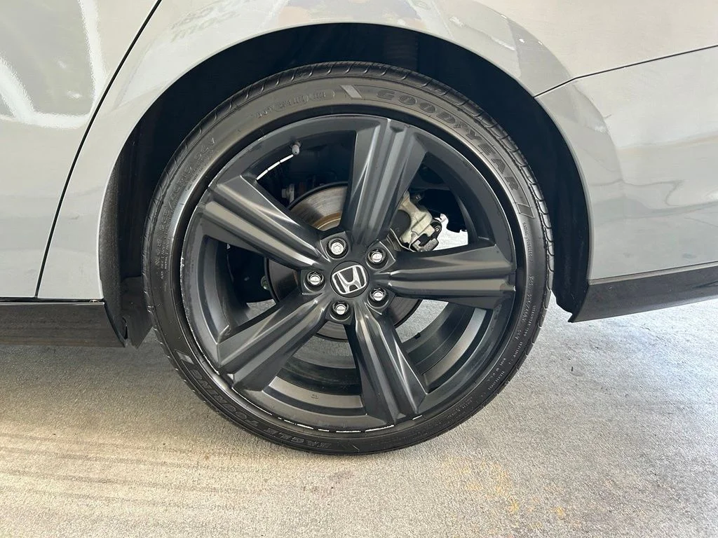 Used 2024 Silver Honda Sport-L image 15