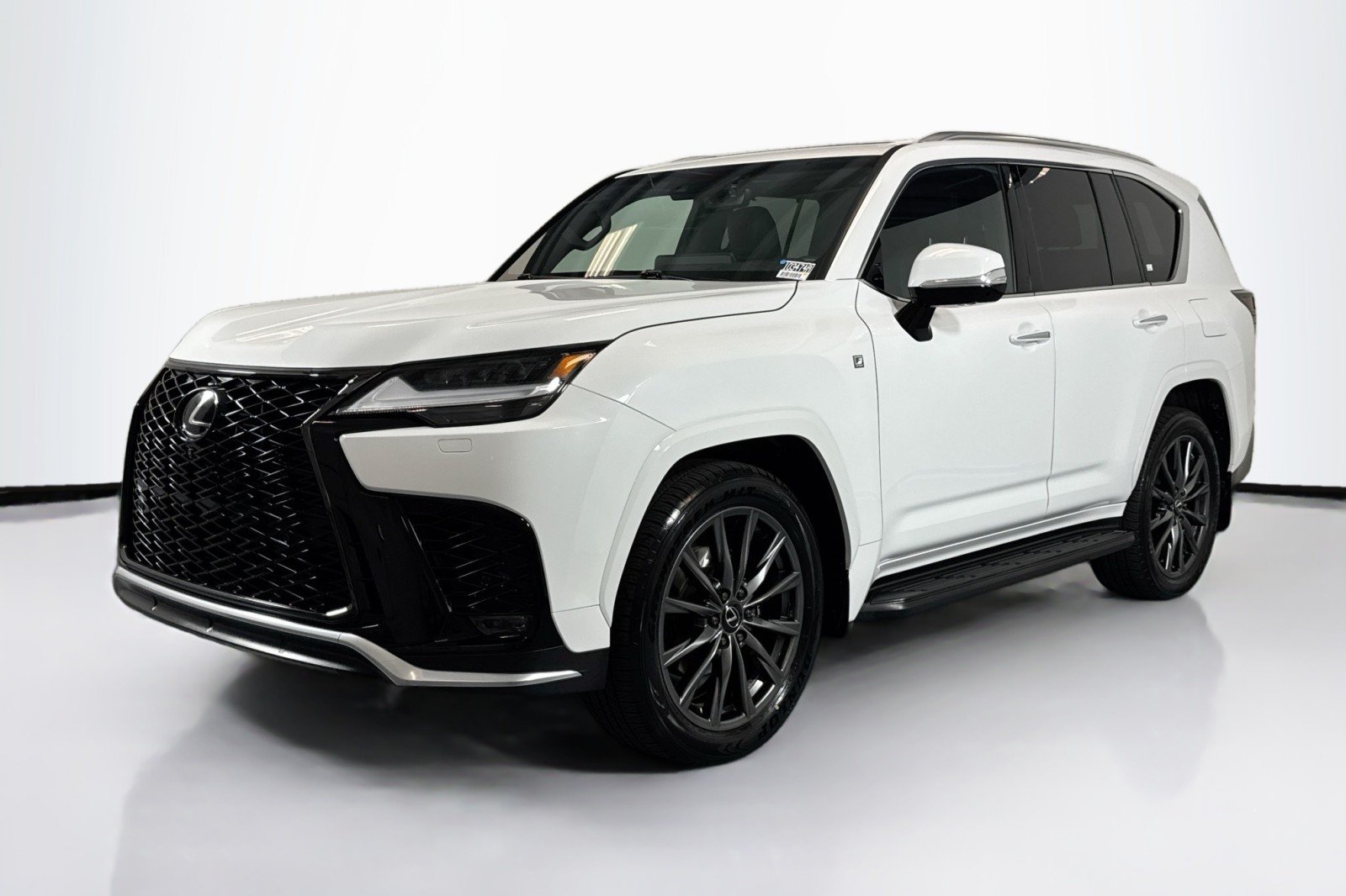 2024 Lexus LX 600 600 F-Sport's photo