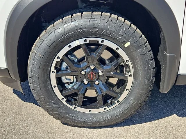 New 2026 Everest White Pearl TriCoat Nissan Rock Creek® image 4