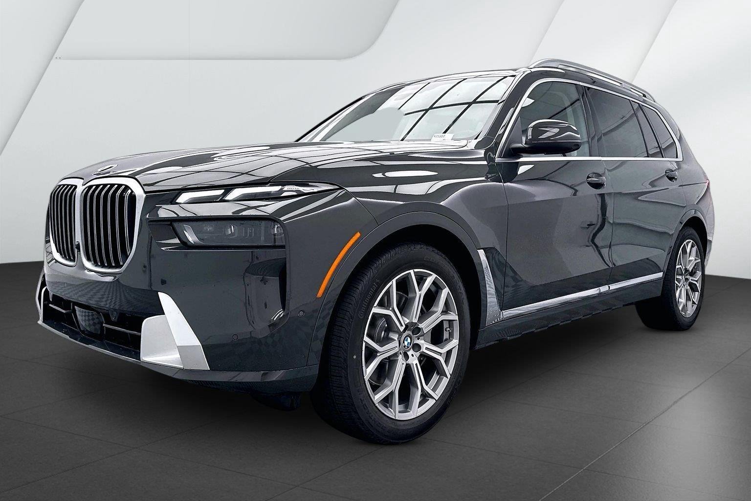 New 2027 Dravit Grey Metallic BMW xDrive40i image 3