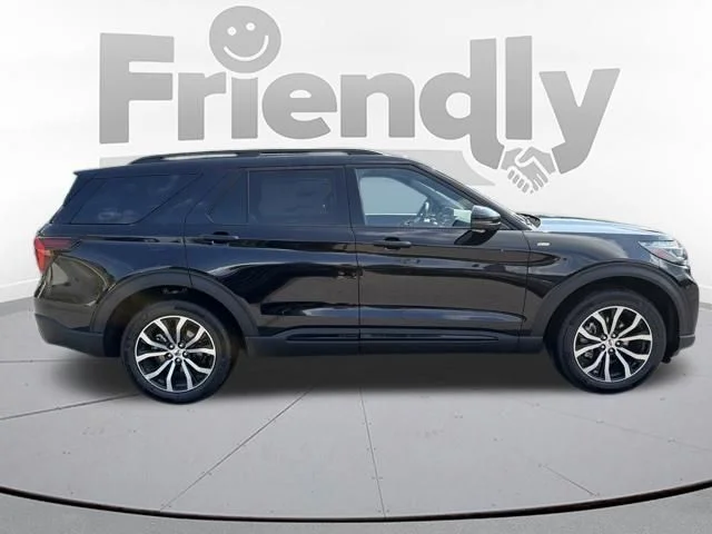 New 2026 Agate Black Metallic Ford ST-Line image 9