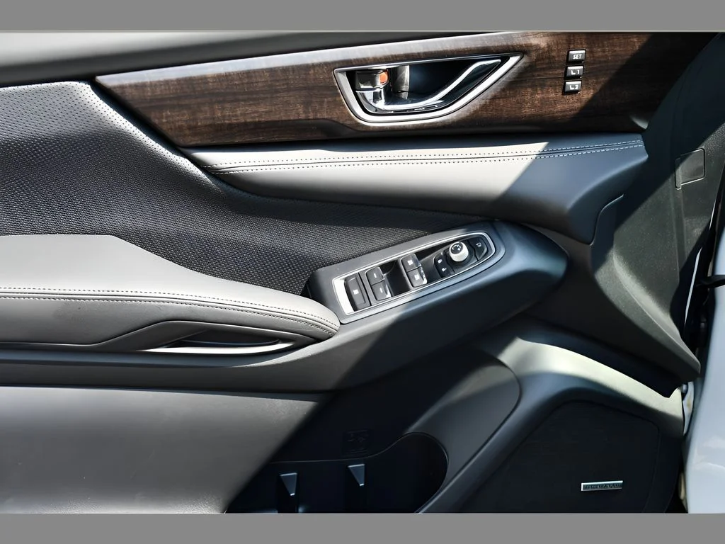 New 2026 CRYSTAL WHITE PEARL Subaru Touring 7-Passenger image 28