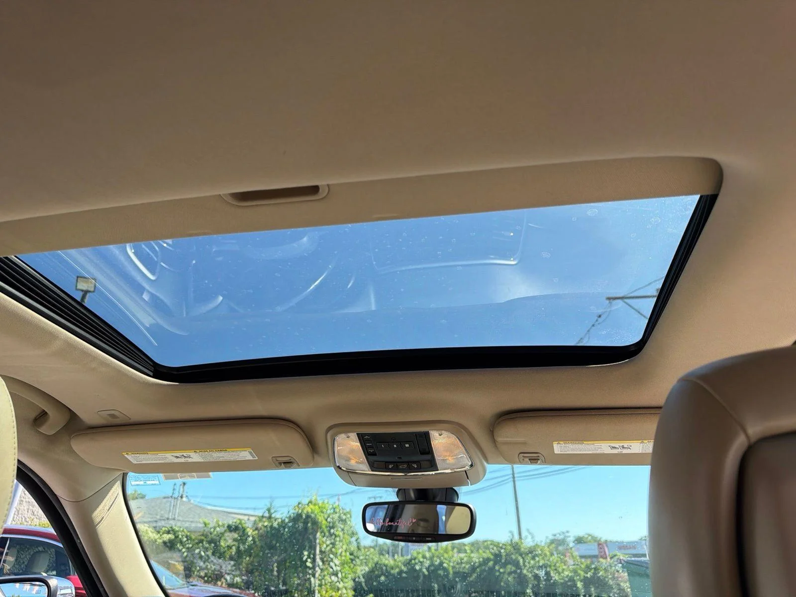 Used 2018 White Jeep Limited image 21