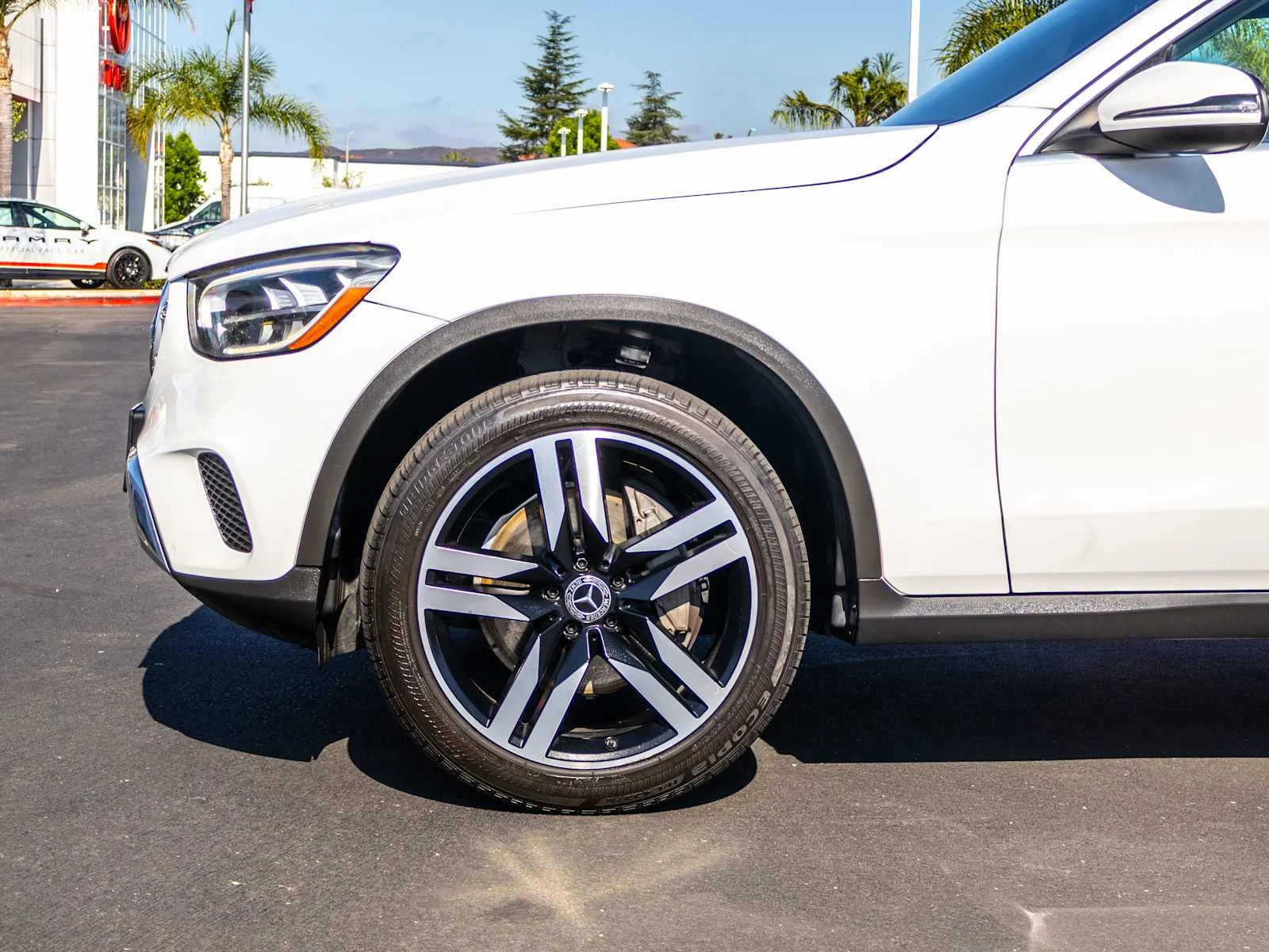 Used 2020  Mercedes-Benz GLC 300 image 7