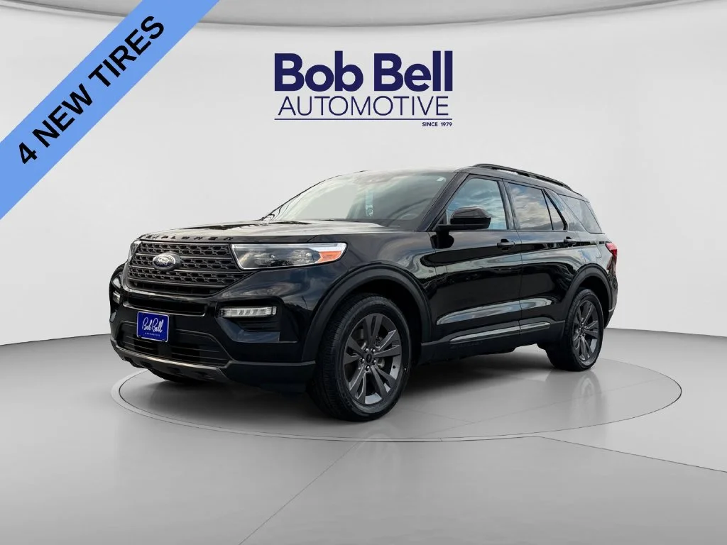 Used 2022 Black Metallic Ford XLT image 3