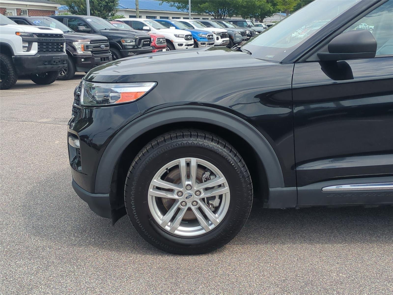 Used 2023 Agate Black Ford XLT image 10